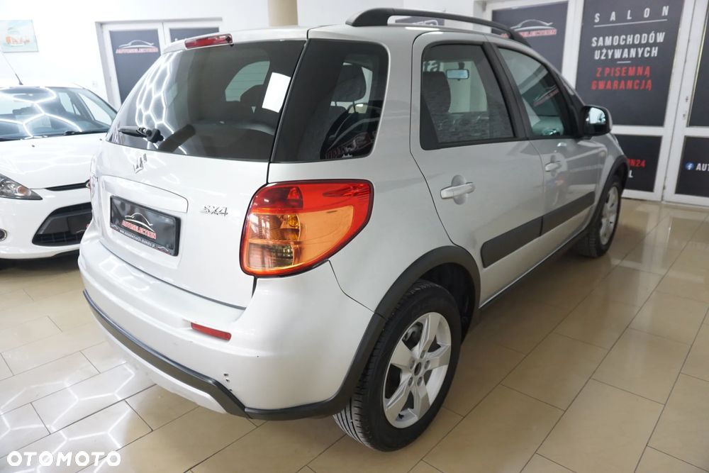 Suzuki SX4 - 9