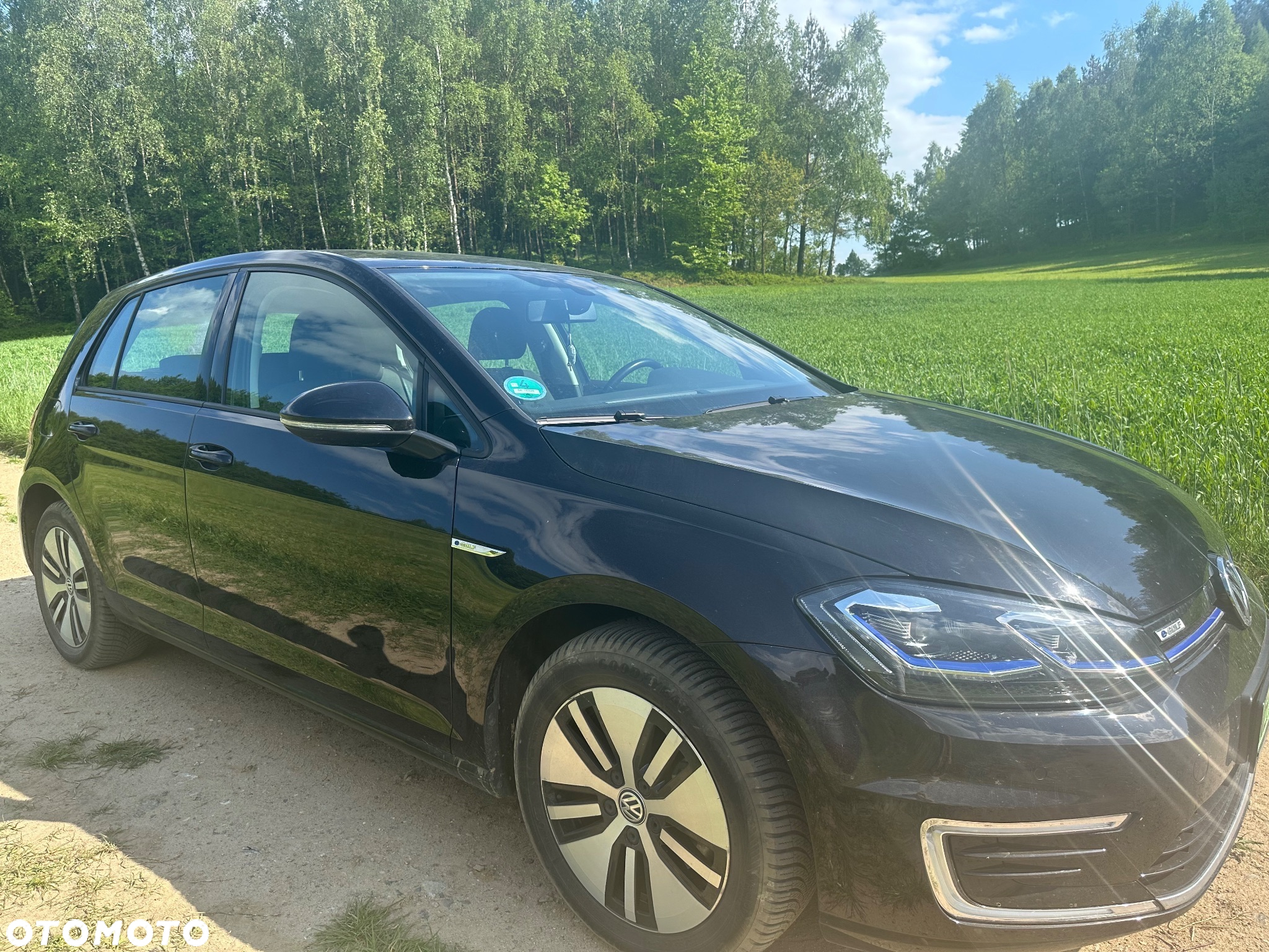 Volkswagen Golf e-Golf - 10