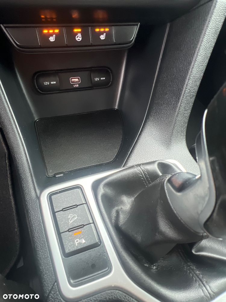 Kia Sportage 1.6 GDI 2WD ISG Spirit - 21