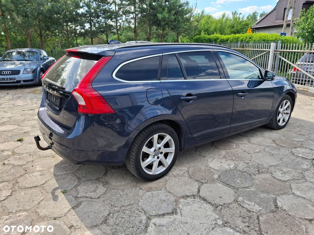 Volvo V60 D2 Momentum - 7