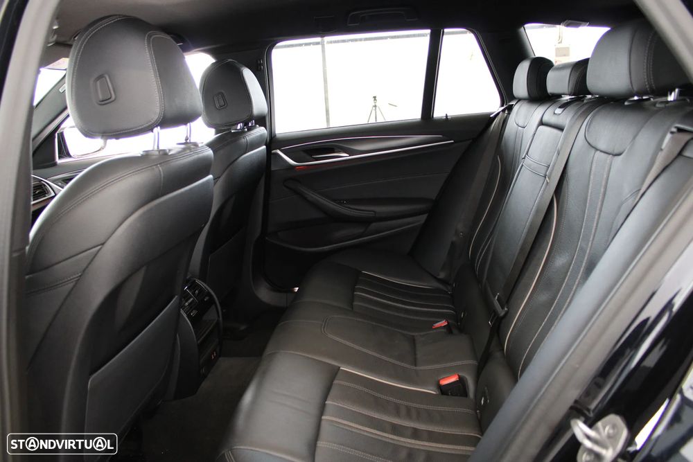 BMW 520 d Pack Desportivo M Auto - 7