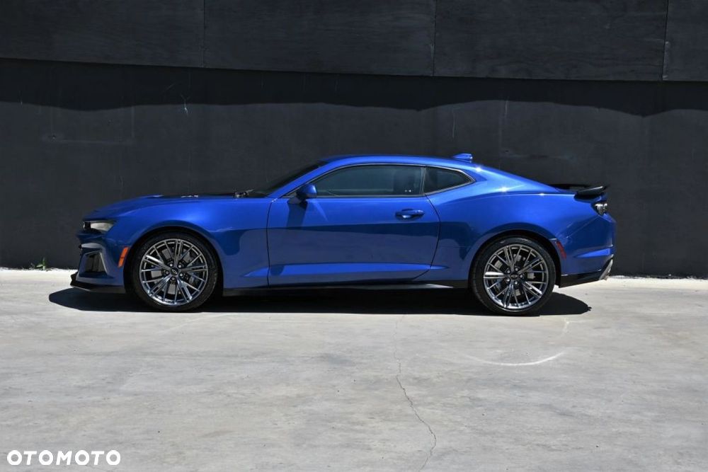 Chevrolet Camaro - 3