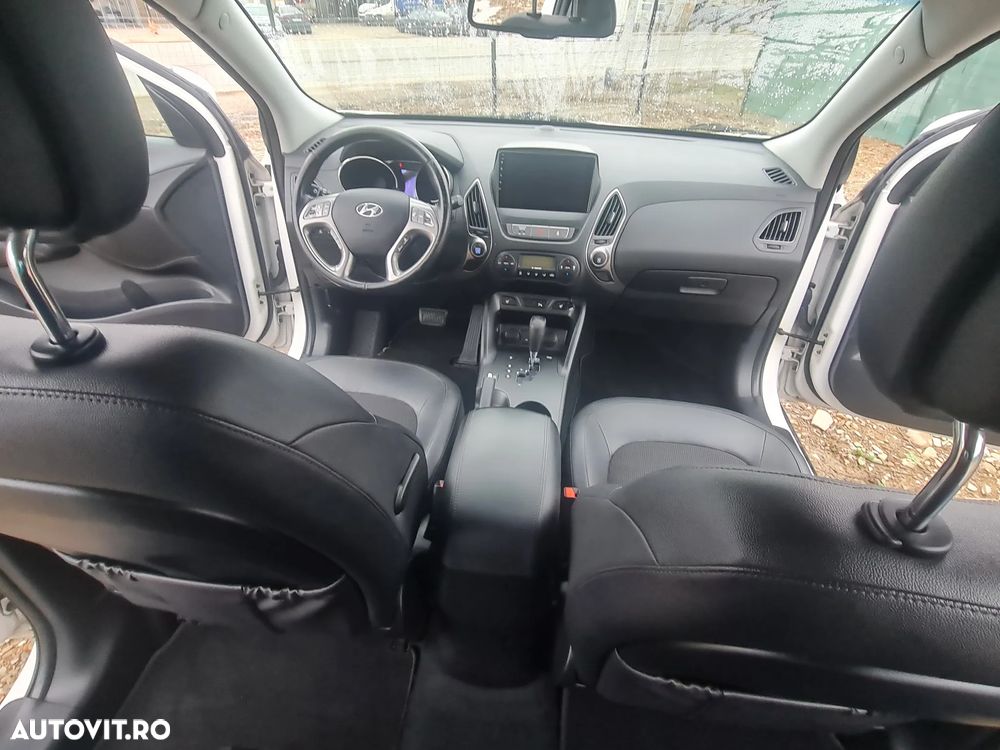 Hyundai ix35 2.0 CRDI 4WD Automatik Style - 31