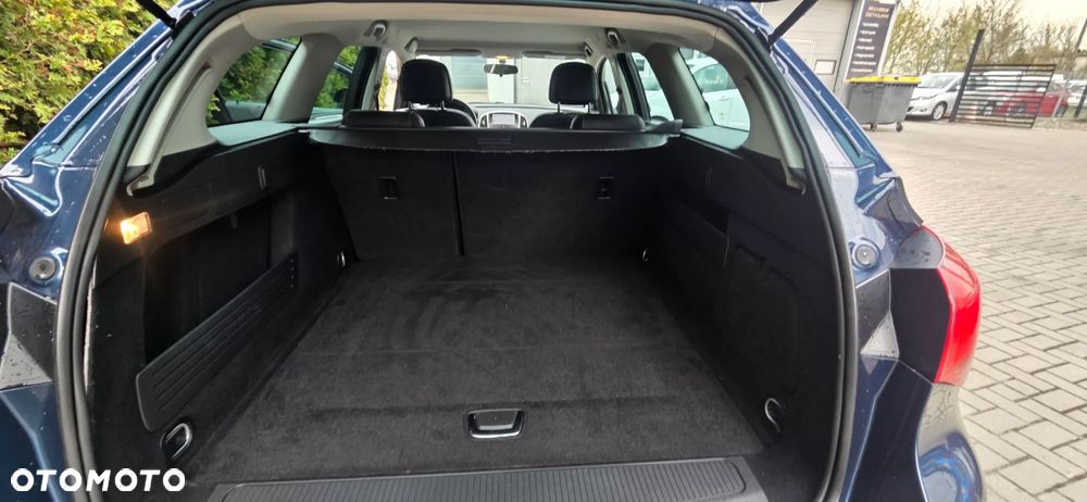 Opel Astra 1.6 Turbo 150 Jahre - 32