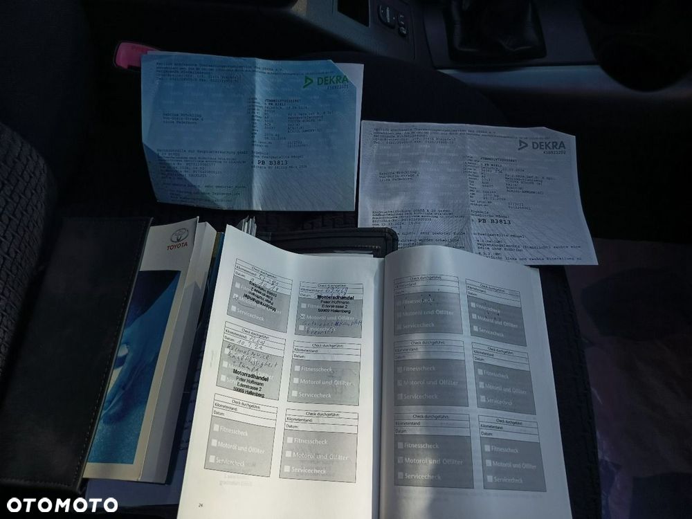 Toyota RAV4 - 9