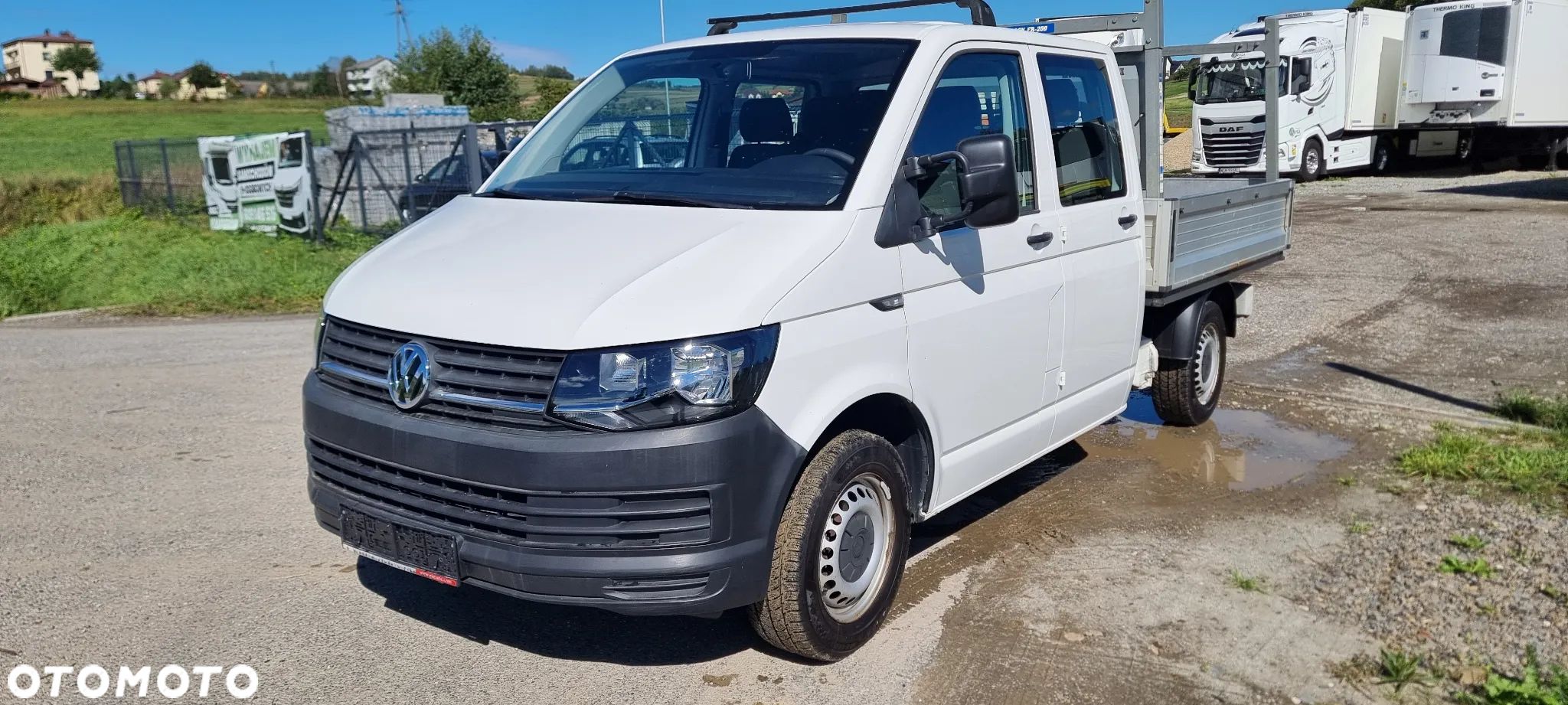Volkswagen Transporter - 1