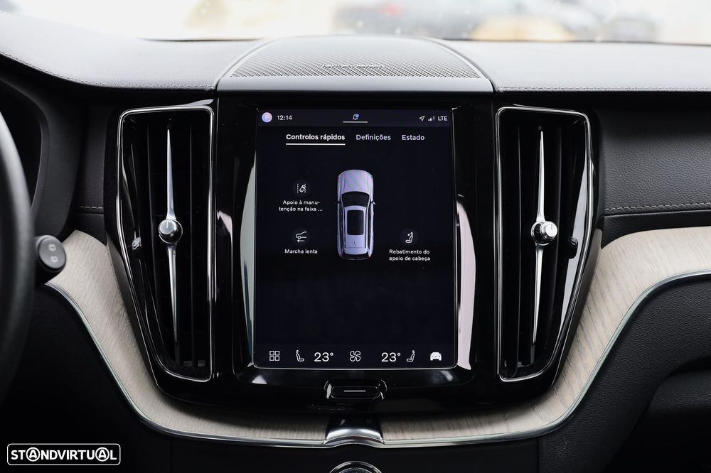 Volvo XC 60 2.0 T6 PHEV Inscription AWD - 27