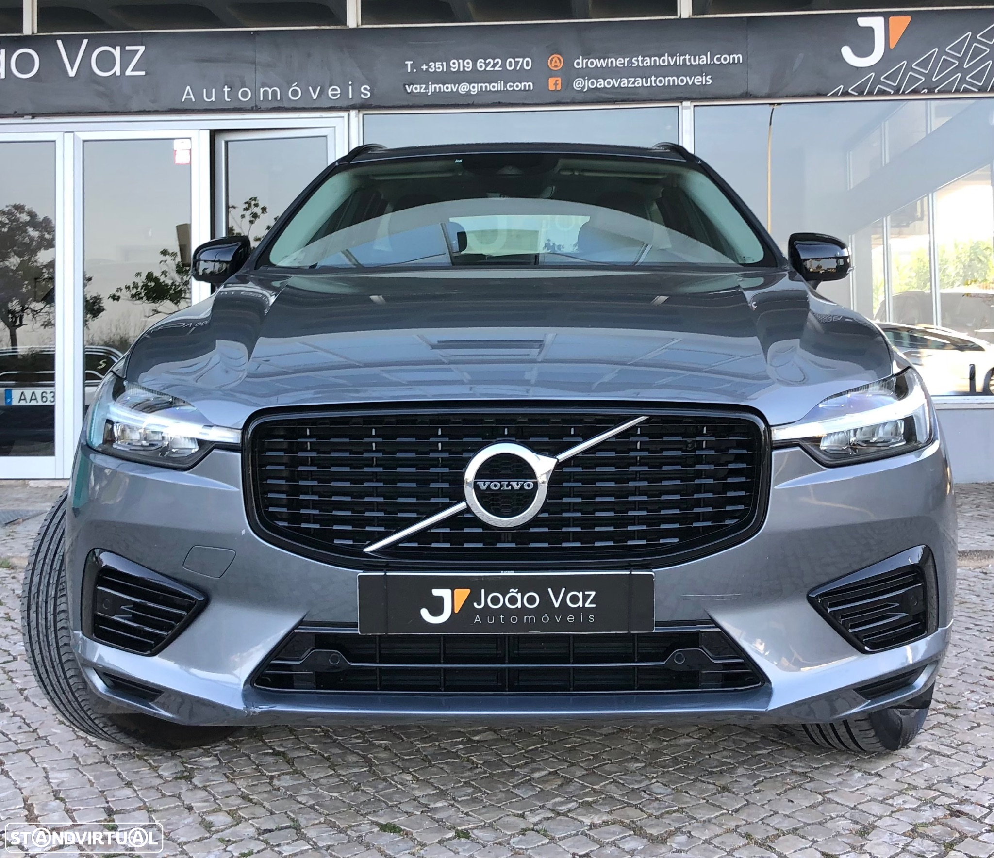 Volvo XC 60 2.0 T6 PHEV R-Design Expression AWD - 2