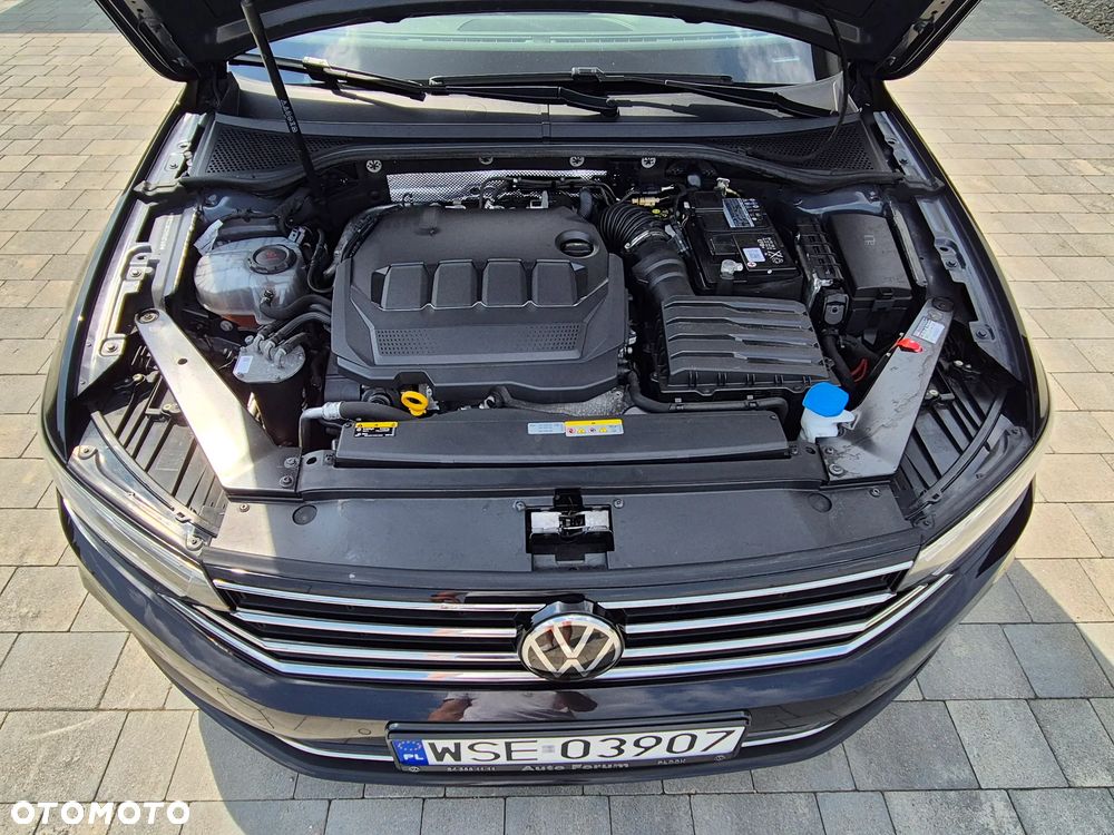 Volkswagen Passat 2.0 TDI SCR Style DSG - 18
