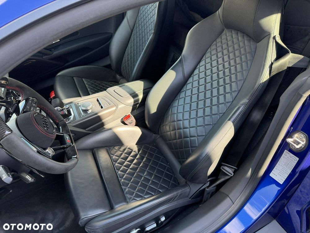 Audi R8 Coupé - 19