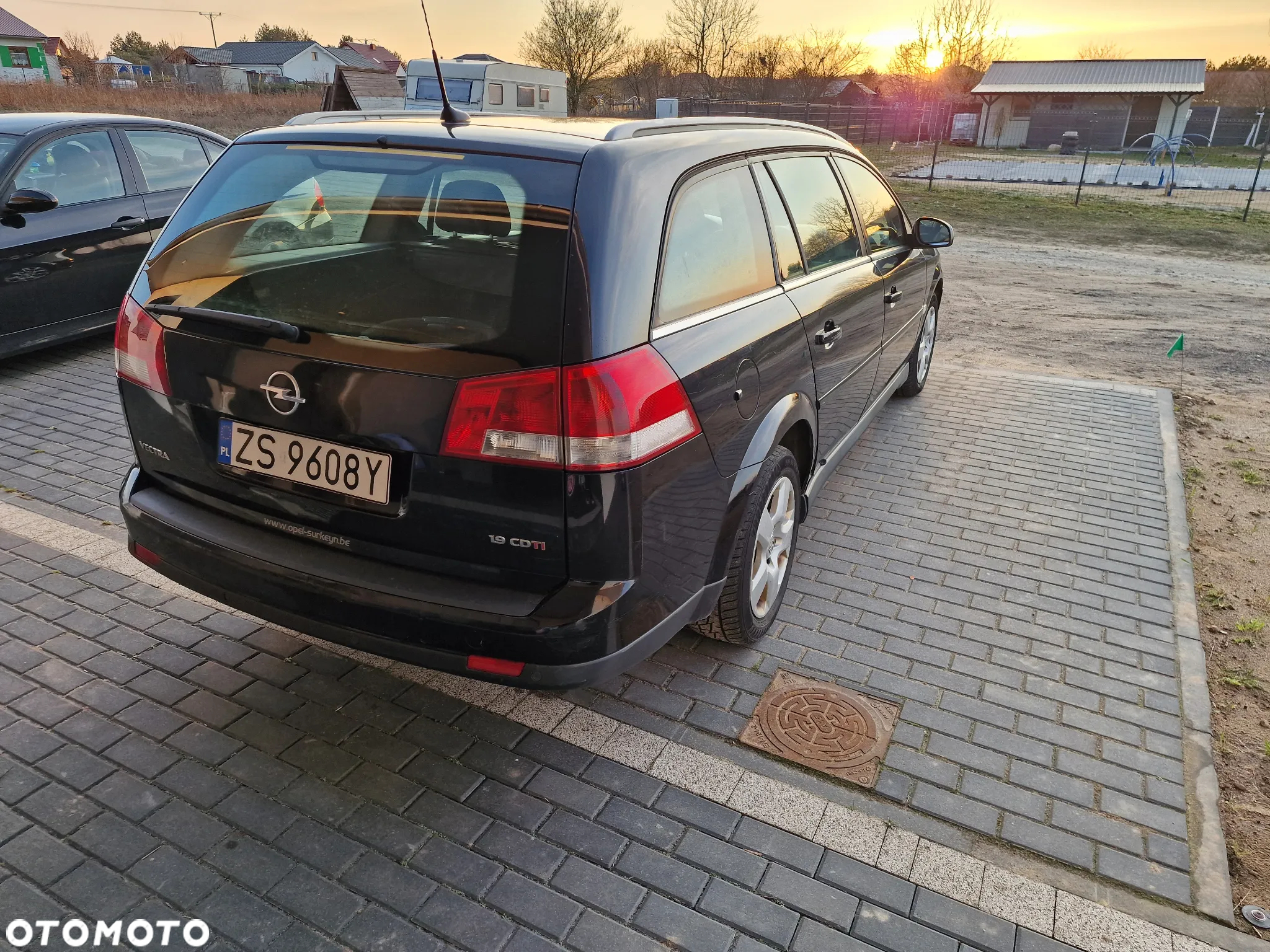 Opel Vectra 1.9 CDTI Elegance ActiveSelect - 4
