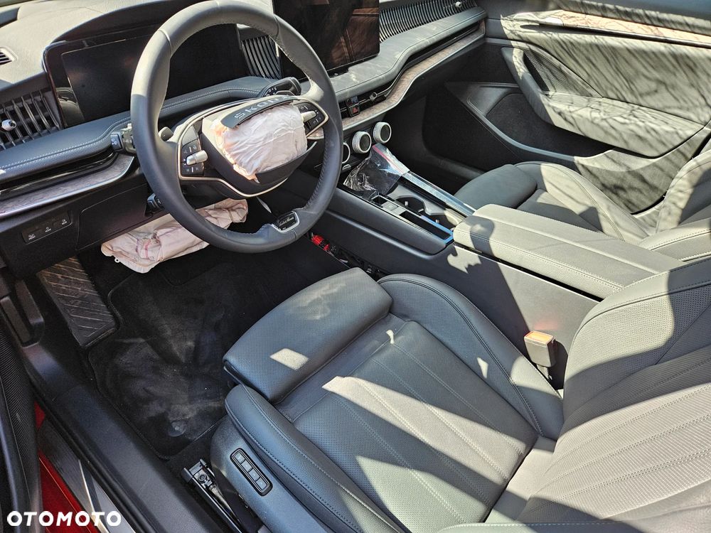 Skoda Superb 2.0 TSI 4x4 L&K DSG - 2