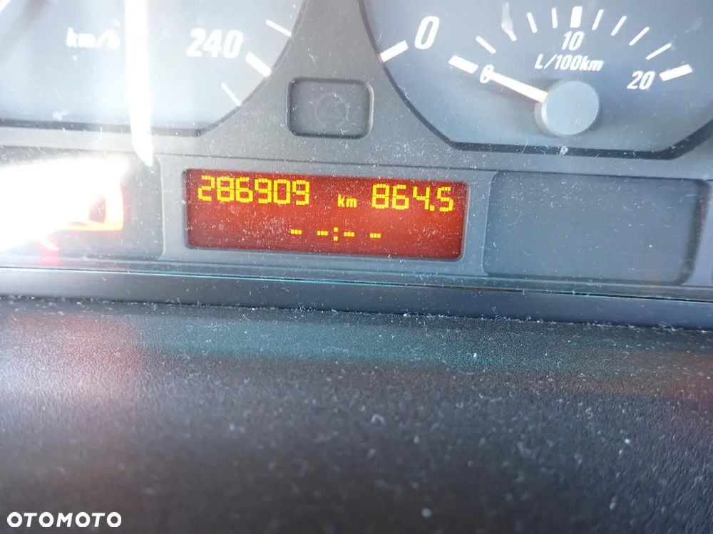 CZĘŚCI - Bmw E46 M-PAKIET 1,9 B 1,8 318Ci M43B19 118KM COUPE 2D lakier 364/5 2000r. INDEX - 9584 - 12