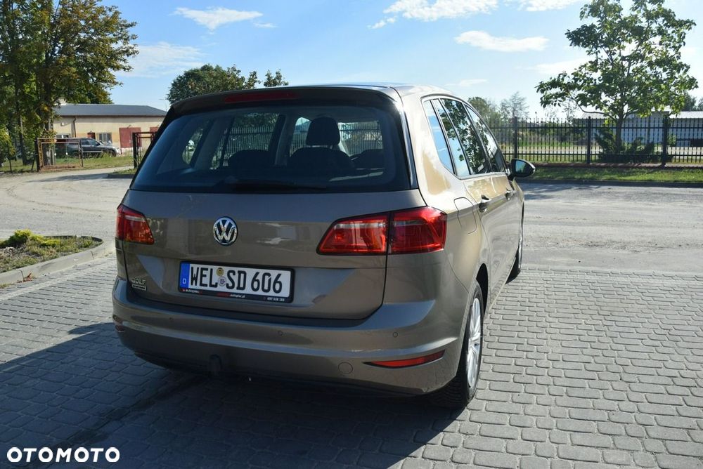 Volkswagen Golf Sportsvan - 12