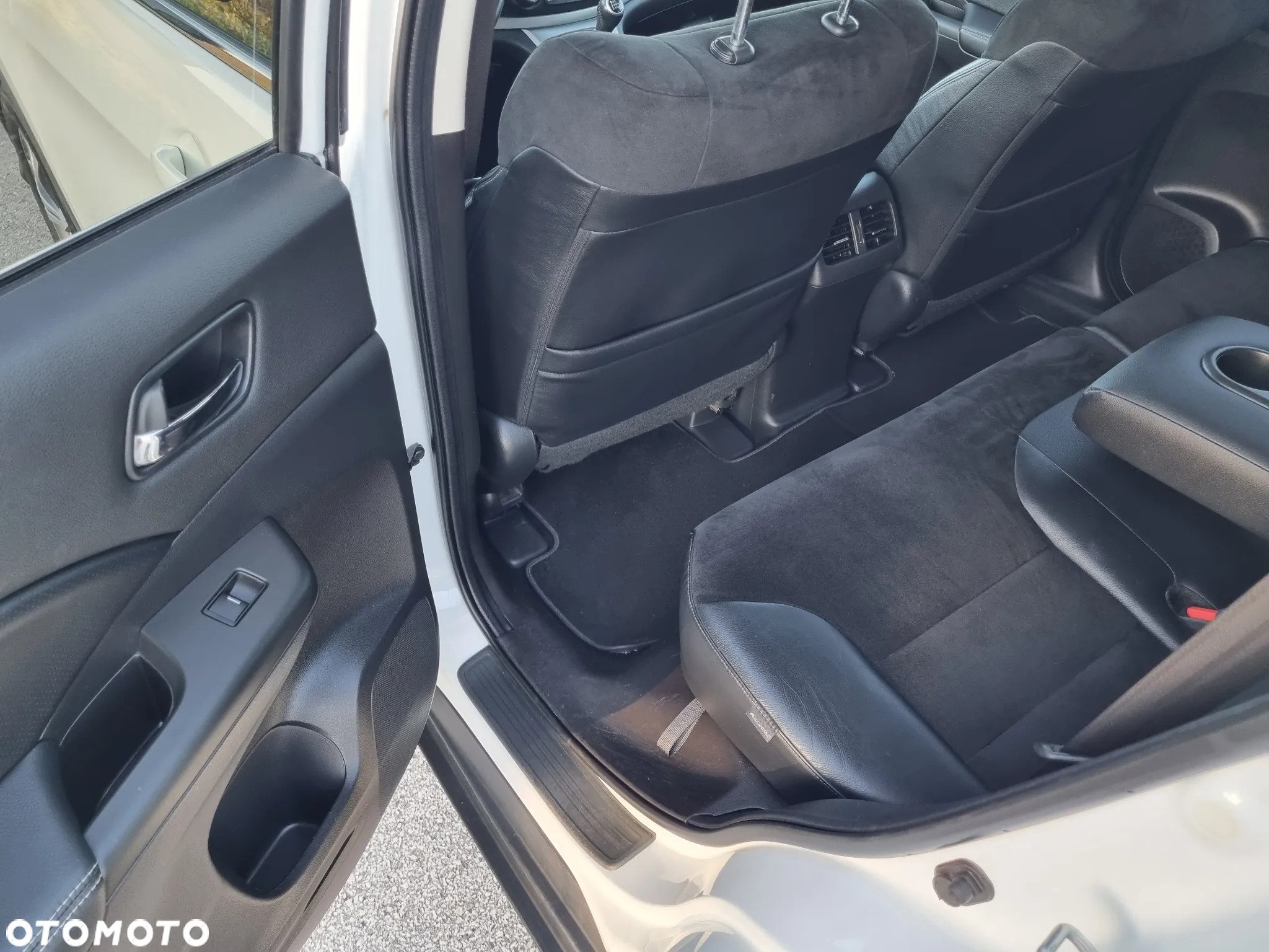 Honda CR-V 1.6i DTEC 2WD Lifestyle - 26