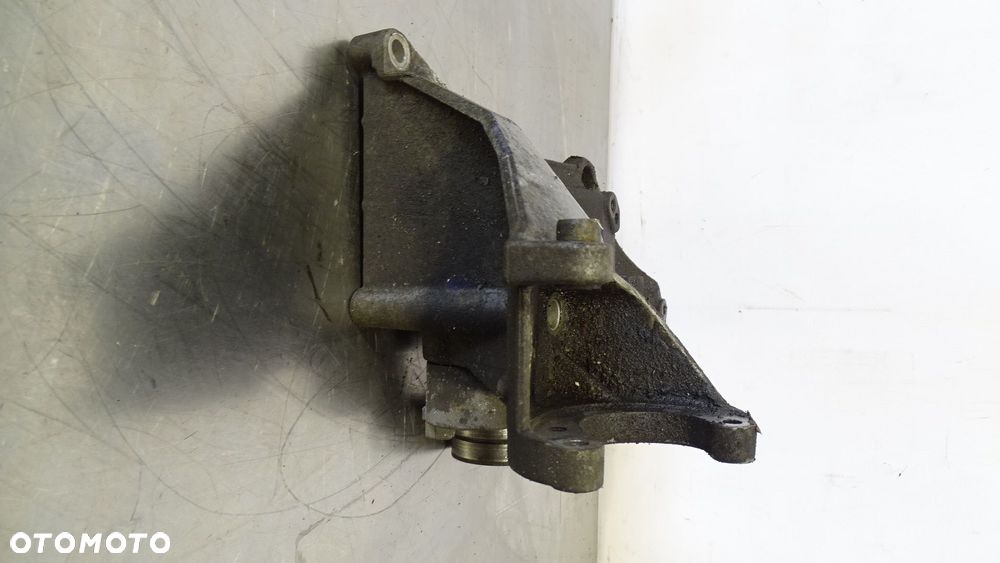 ŁAPA ALTERNATORA WSPORNIK RENAULT LAGUNA II 1.9DCI  8200183234 - 4
