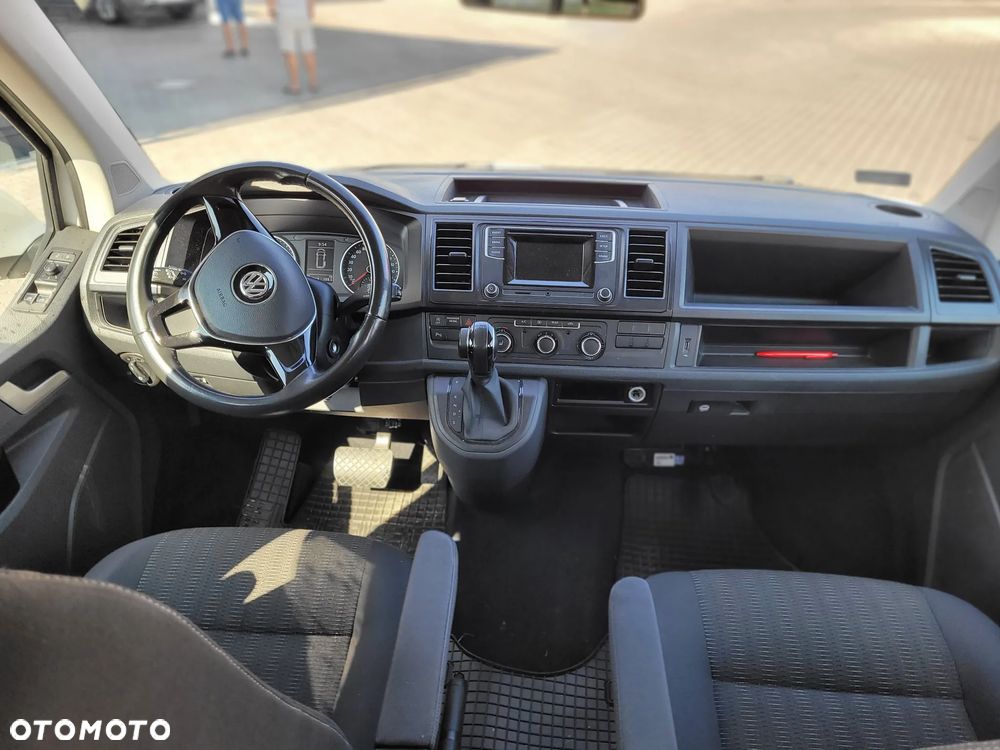 Volkswagen Caravelle 2.0 TDI L2 Comfortline DSG - 25