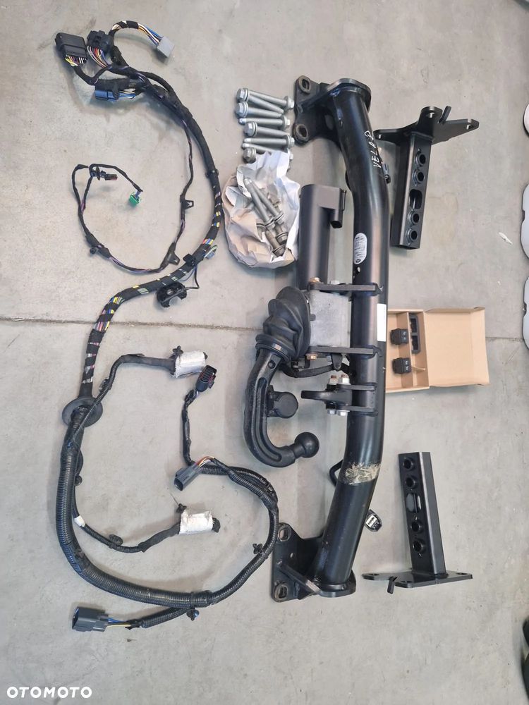 Land Rover Range Rover Velar 2019r+ hak holowniczy przyczepki elektryczny