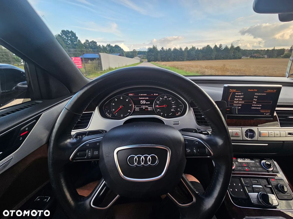 Audi A8 - 3