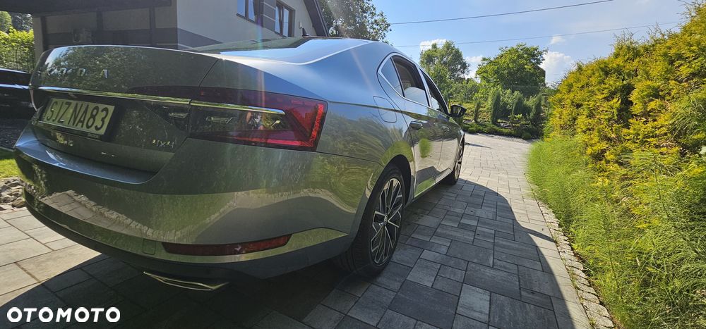 Skoda Superb 2.0 TSI 4x4 L&K DSG - 25