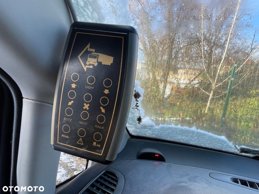 Mercedes-Benz Vito - 11