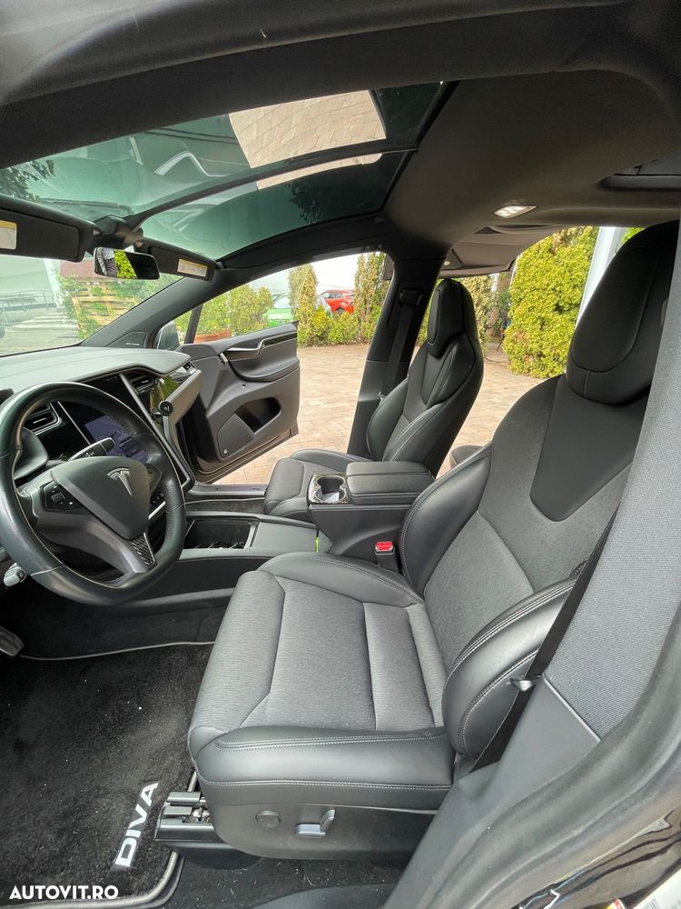 Tesla Model X Standard Reichweite - 8