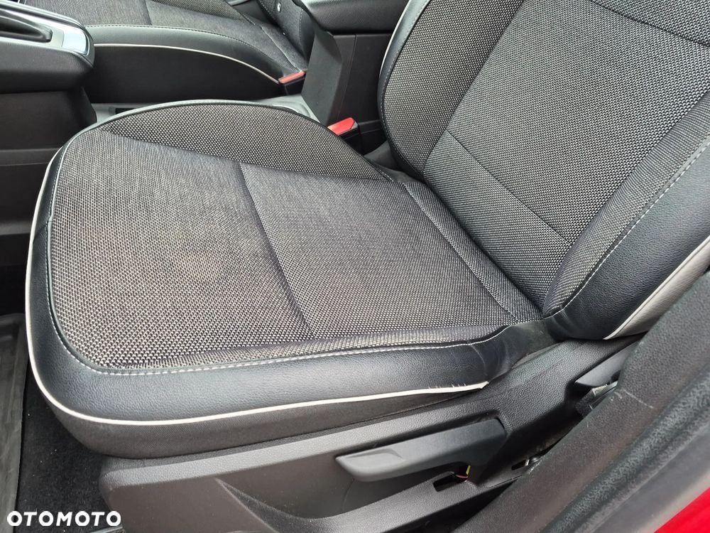 Renault Captur 1.3 TCe Intens EDC - 12