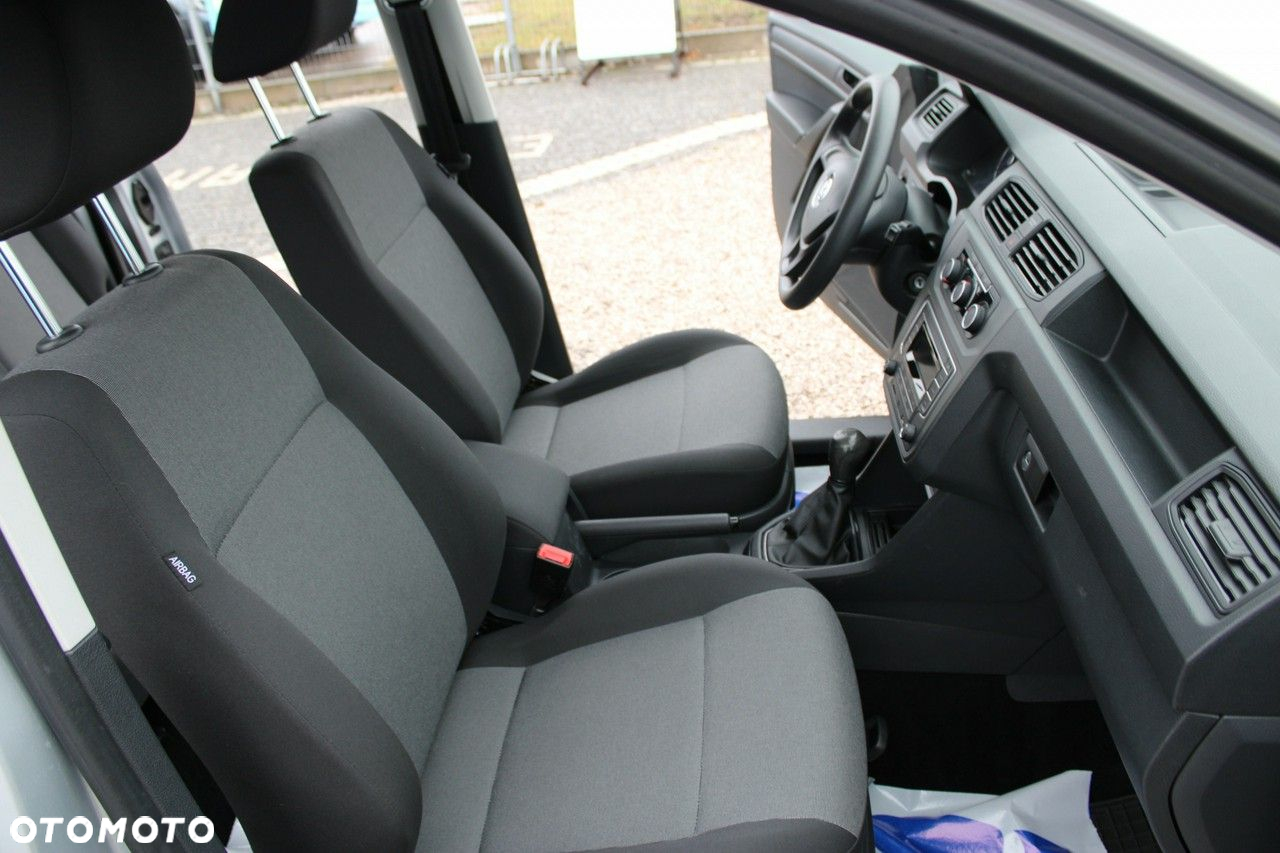 Volkswagen Caddy - 26