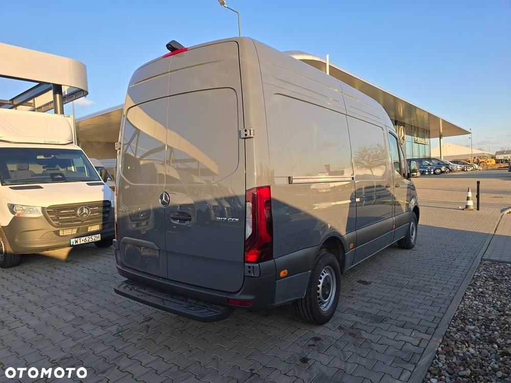 Mercedes-Benz Sprinter 317 CDI Standard PRO 9G-Tronic - 4