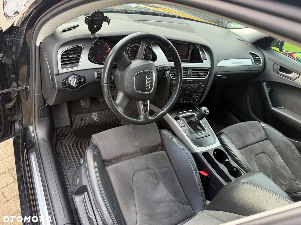 Audi A4 Avant 2.0 TDI - 11