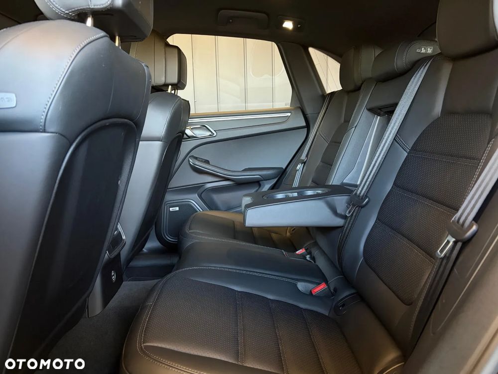Porsche Macan Standard - 14