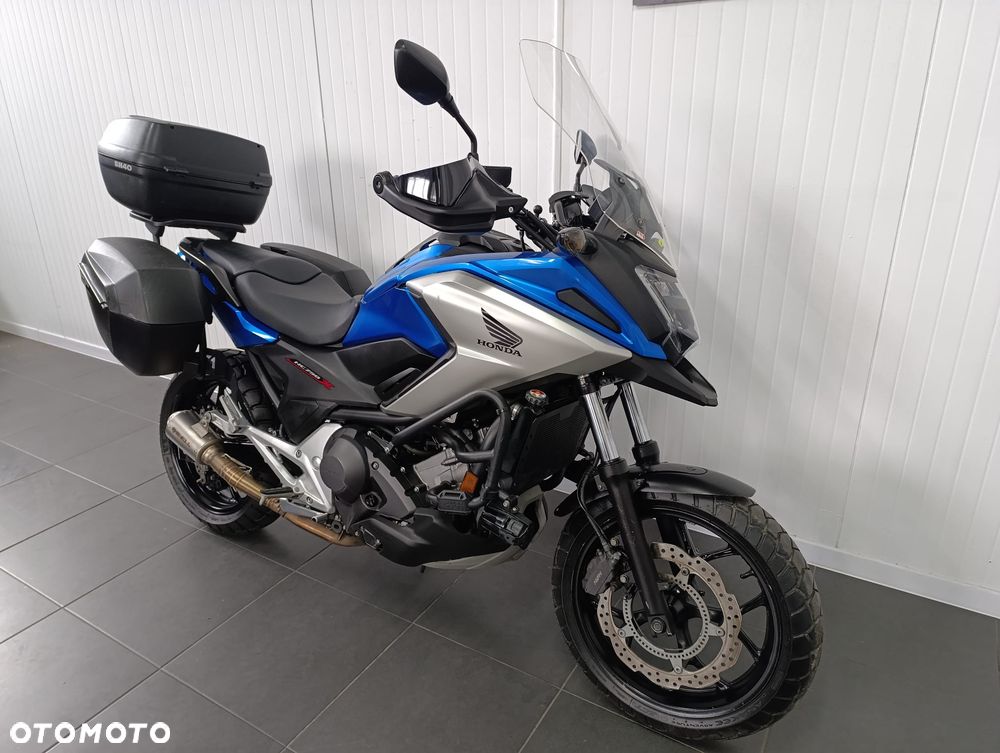 Honda NC - 18