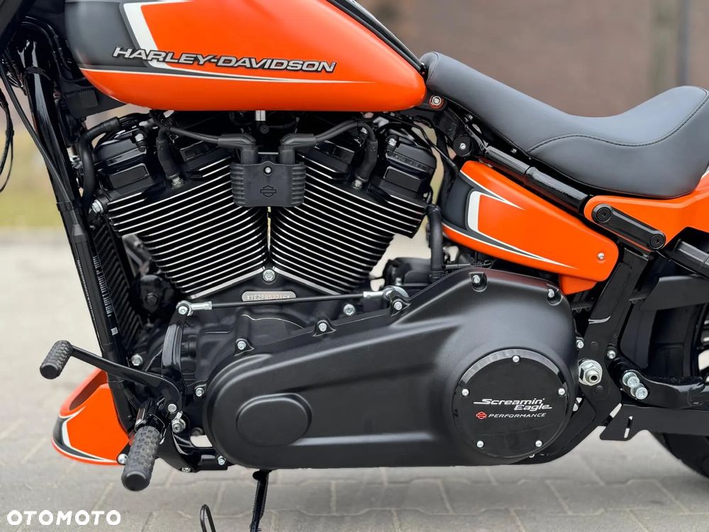 Harley-Davidson Softail Breakout - 29