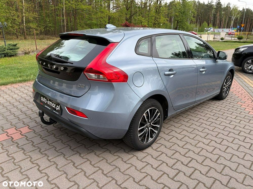 Volvo V40 D2 Momentum - 8