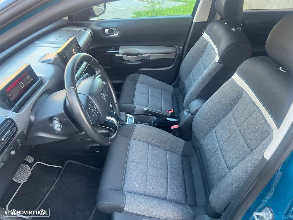 Citroën C4 Cactus 1.2 PureTech Shine EAT6 - 19