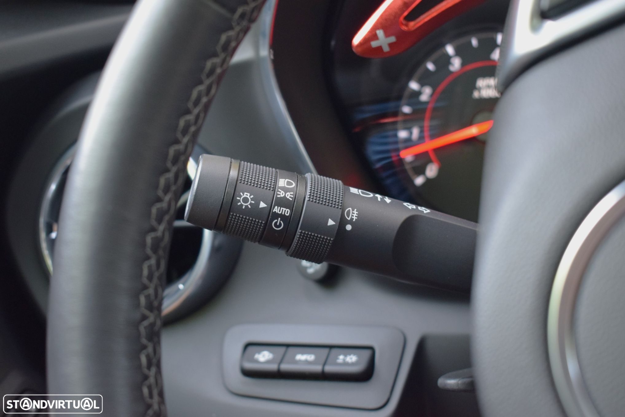 Chevrolet Camaro Coupe 6.2 V8 Aut. - 26