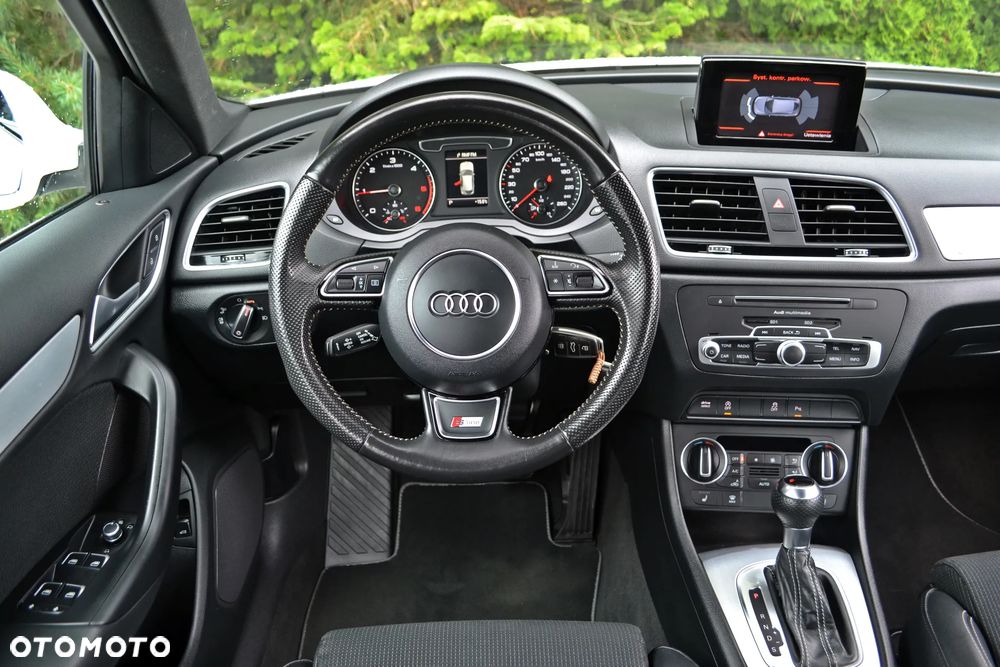 Audi Q3 - 22