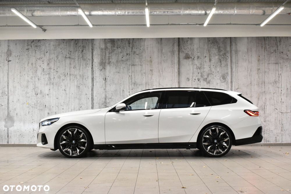 BMW 5 Series 2026 photo 4