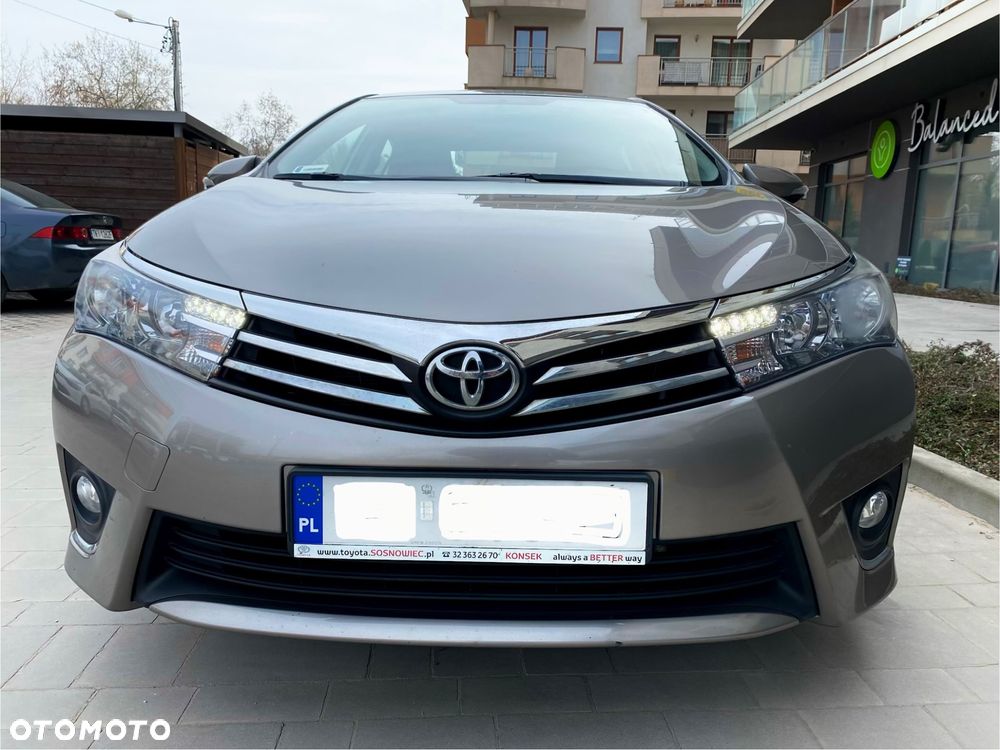 Toyota Corolla 1.6 Premium - 21