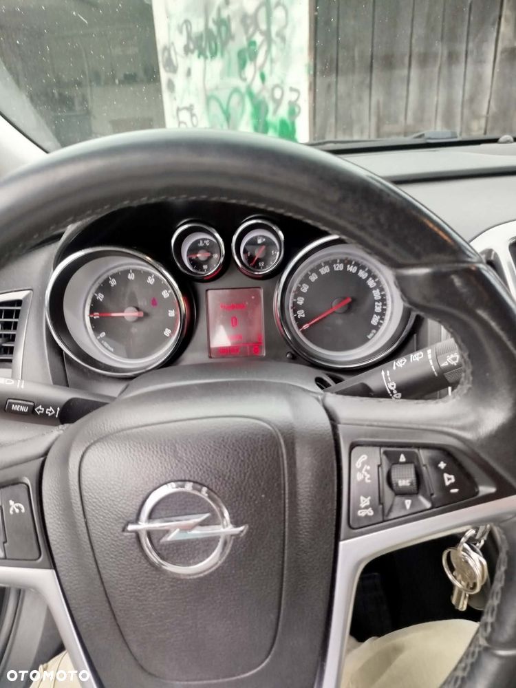 Opel Astra 1.4 T Sport - 22