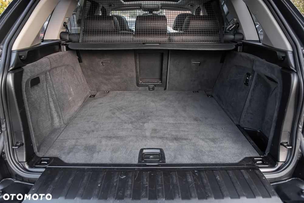 BMW X5 xDrive30d - 27