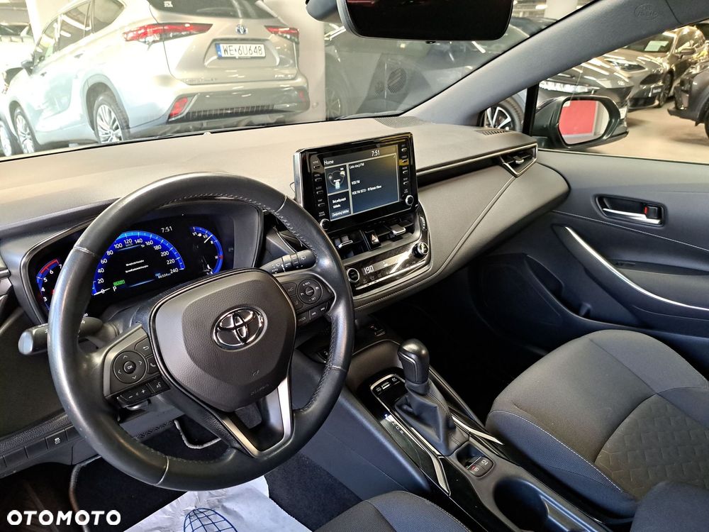 Toyota Corolla 1.8 Hybrid Comfort - 29