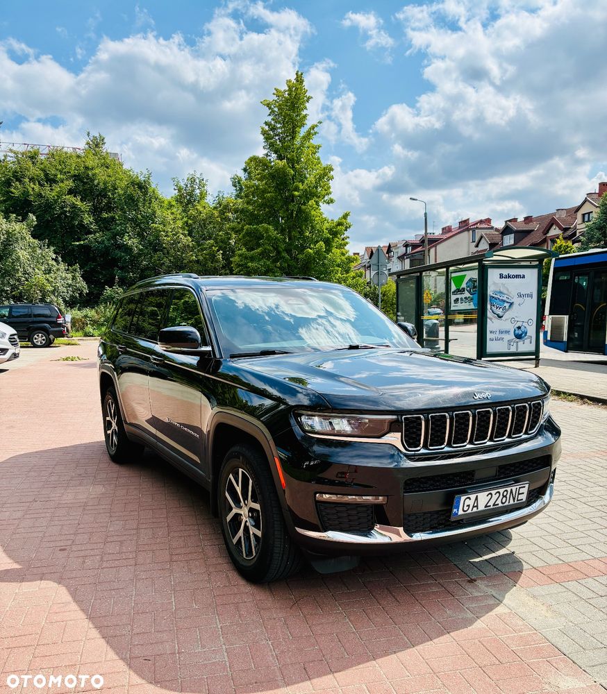 Jeep Grand Cherokee - 11