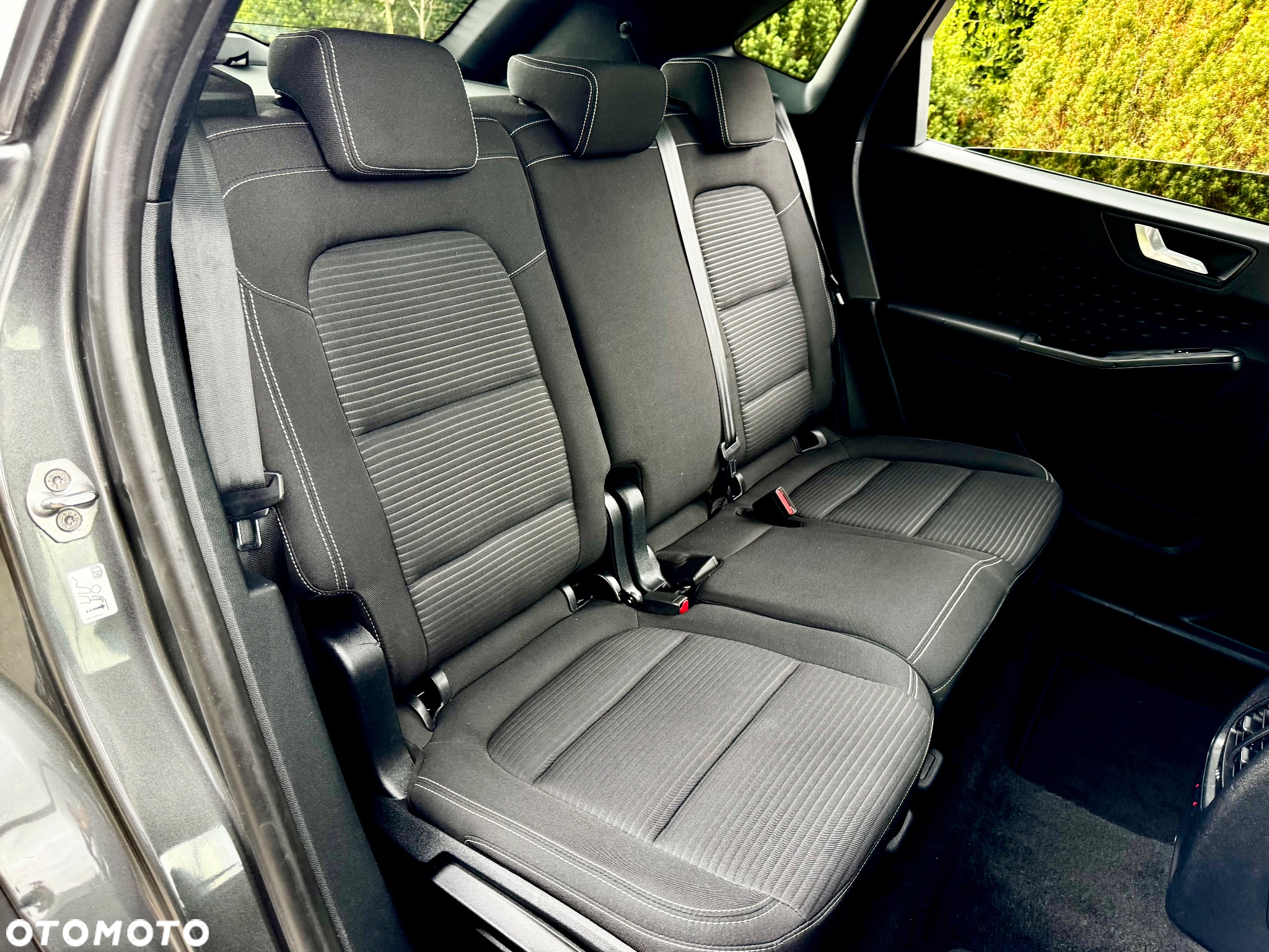 Ford Kuga 2.0 EcoBlue 4x4 TITANIUM - 32