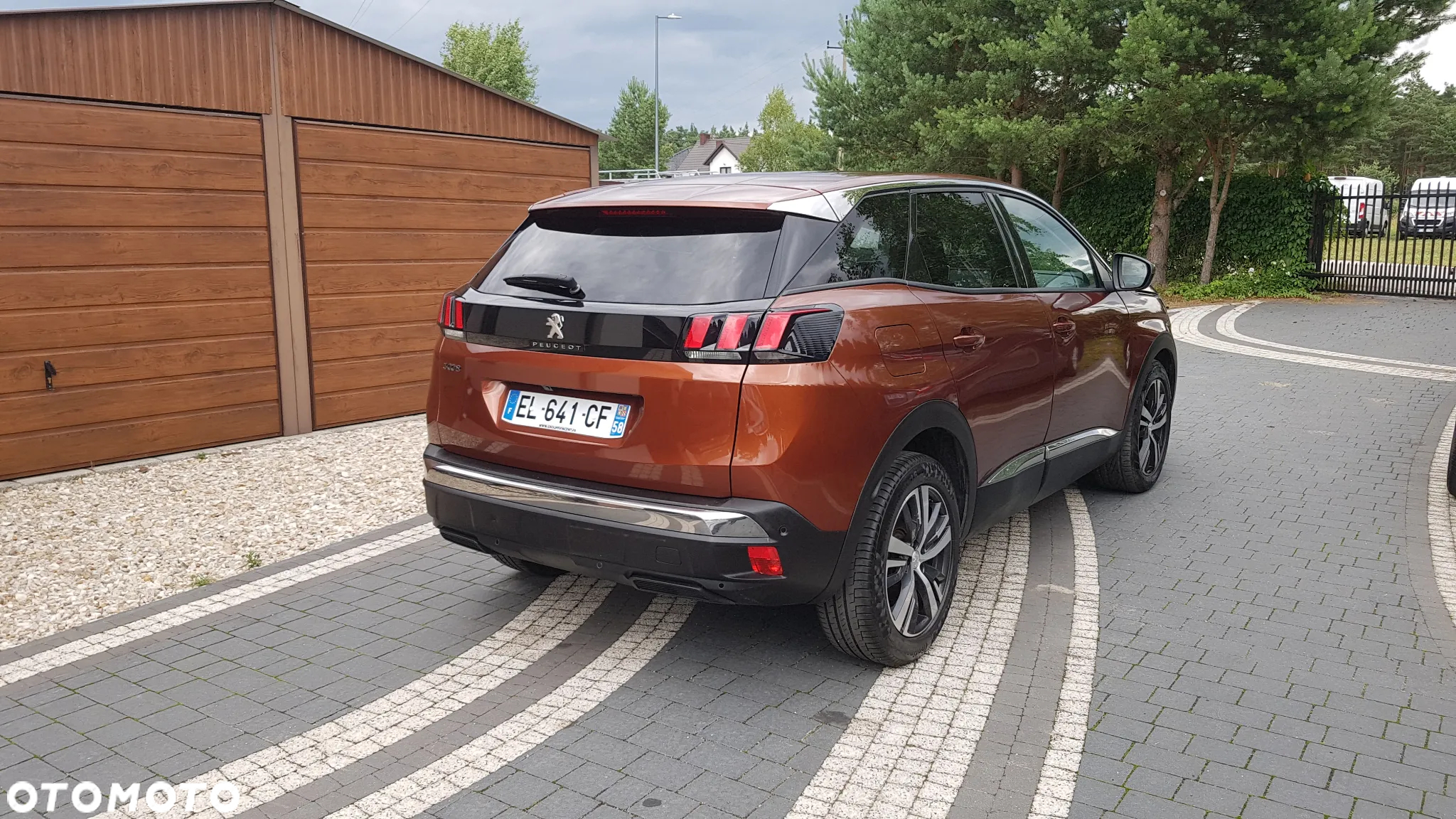 Peugeot 3008 1.6 BlueHDi Style S&S - 16