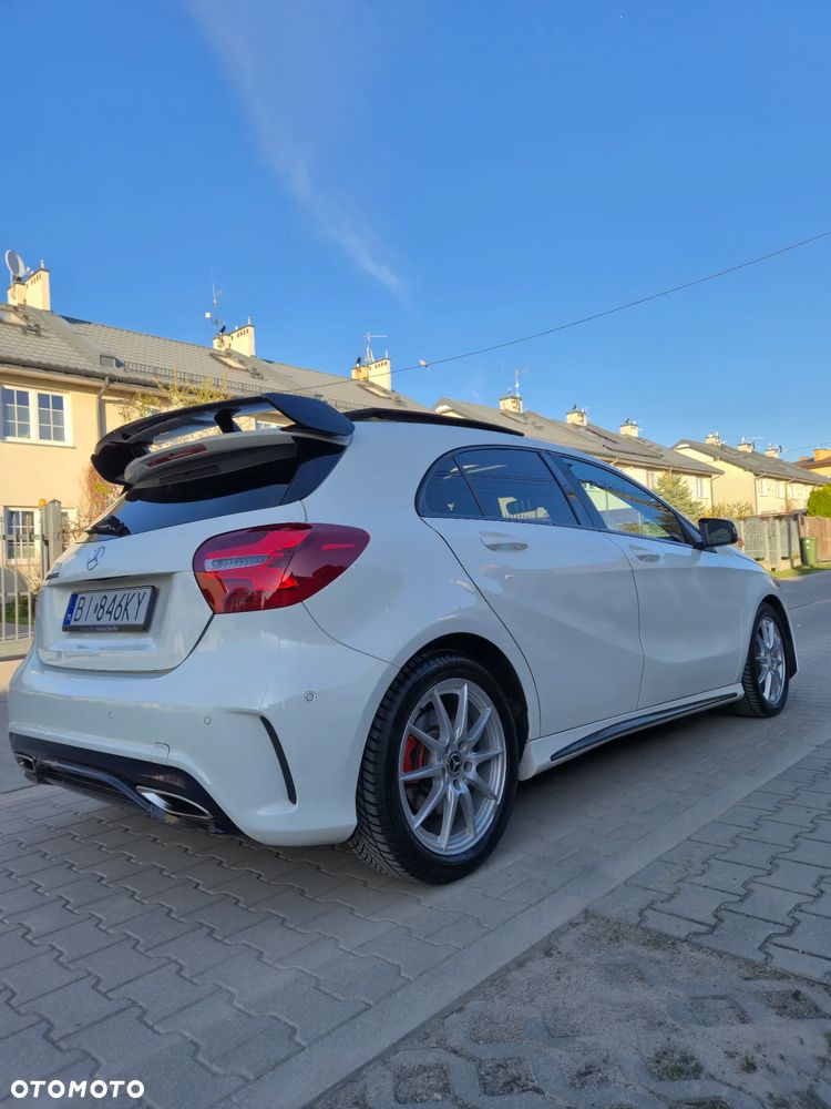 Mercedes-Benz Klasa A 250 AMG Line - 4