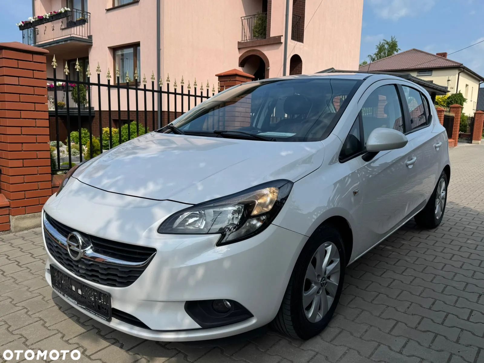 Opel Corsa 1.4 Color Edition - 1