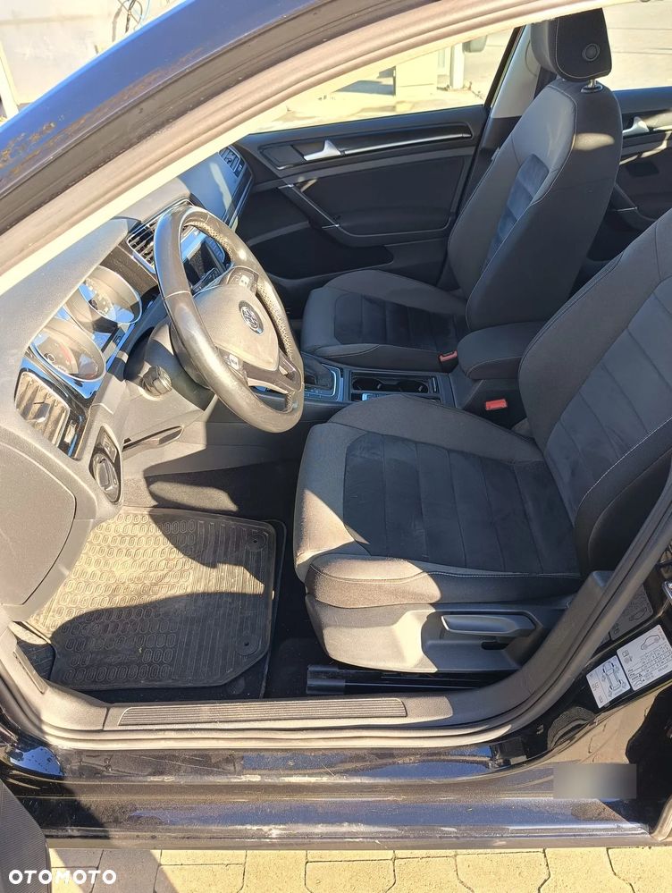 Volkswagen Golf - 7