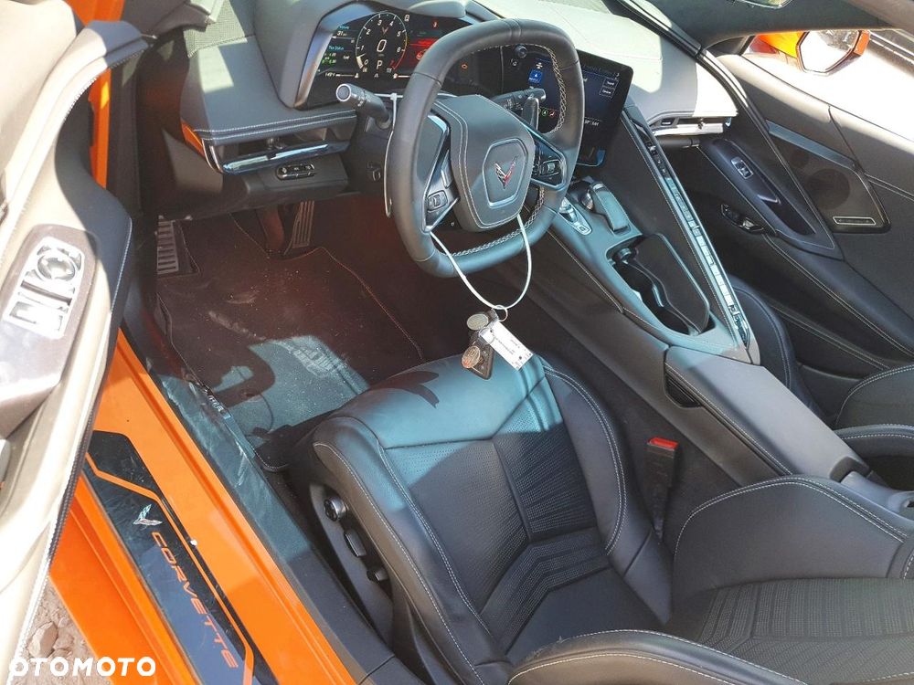 Chevrolet Corvette Stingray 3LT 6.2 V8 Automatik - 8