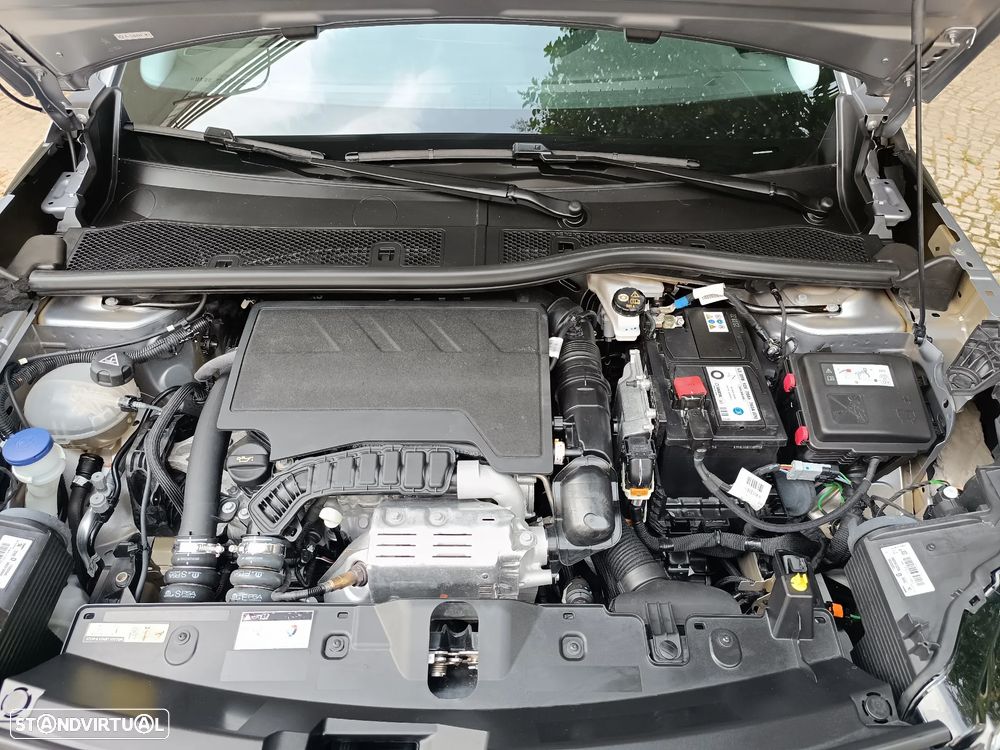 Peugeot 2008 1.2 PureTech Active — fotografia 36
